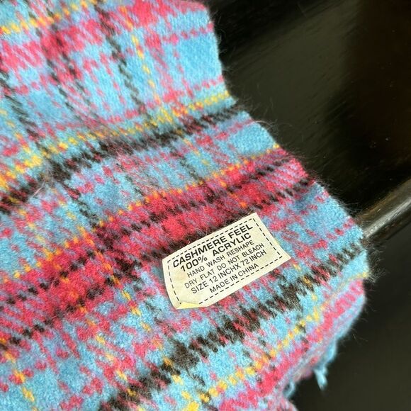Cashmere Feel brand  plaid acrylic Scarf like new wrap warm soft - Picture 2 of 4